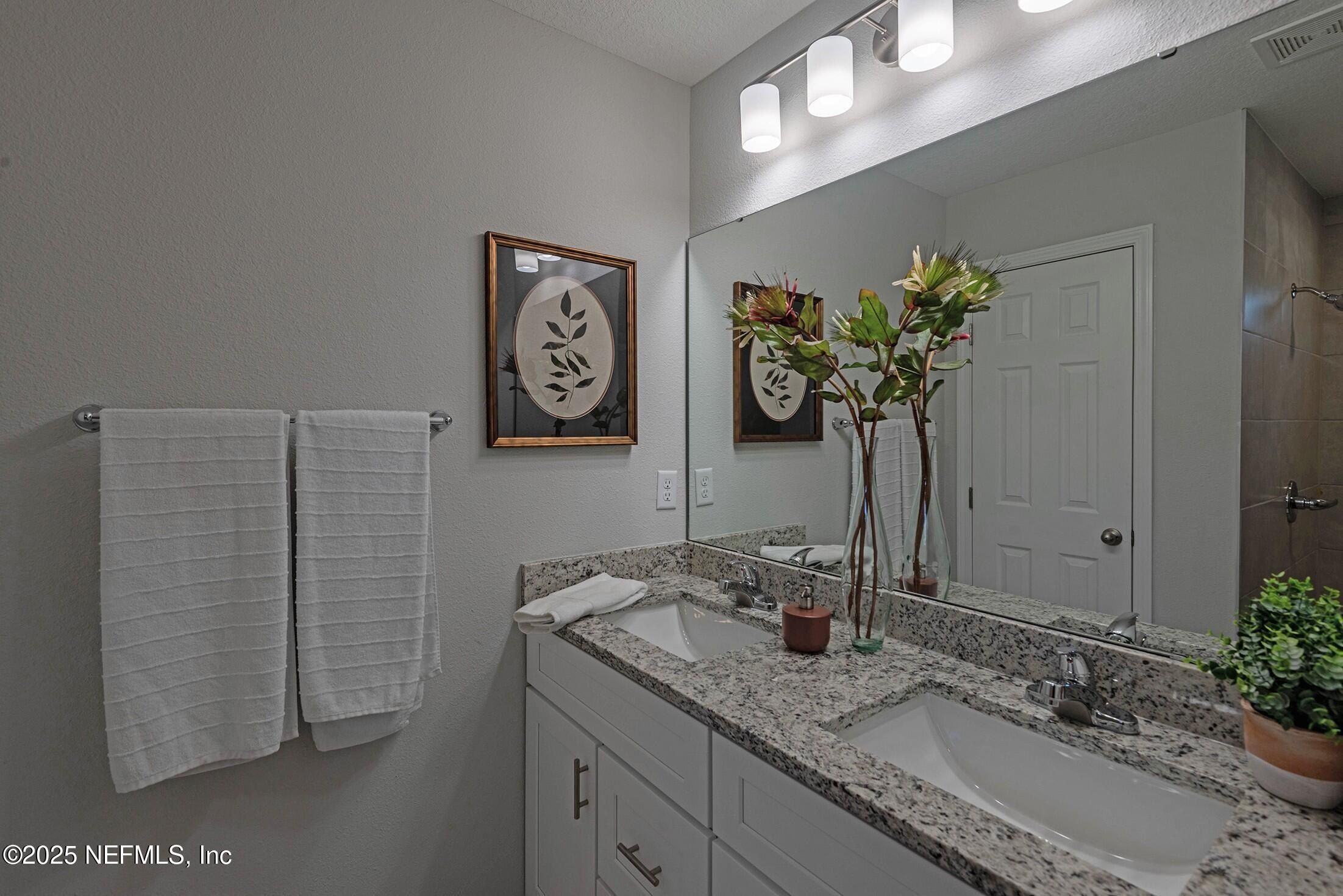 2397 Glen Gardner Drive. Jacksonville, FL 32246