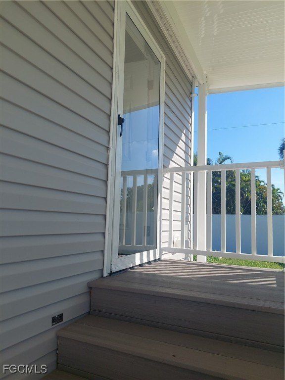 63 Poplar Place. Fort Myers, FL 33908