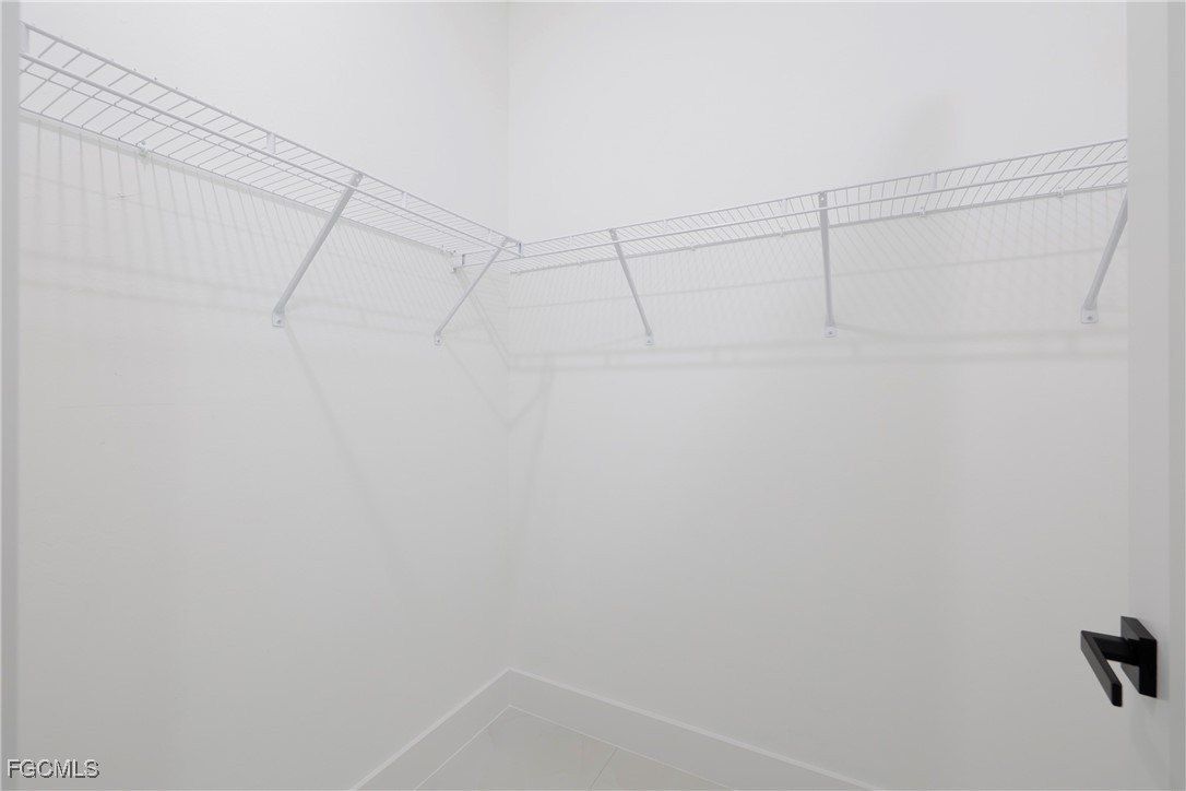 913 Embers Parkway W. Cape Coral, FL 33993