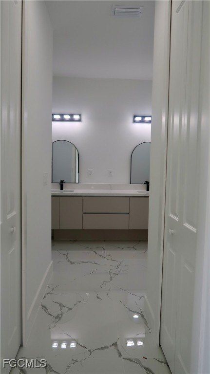 2106 E 13Th Street. Lehigh Acres, FL 33972