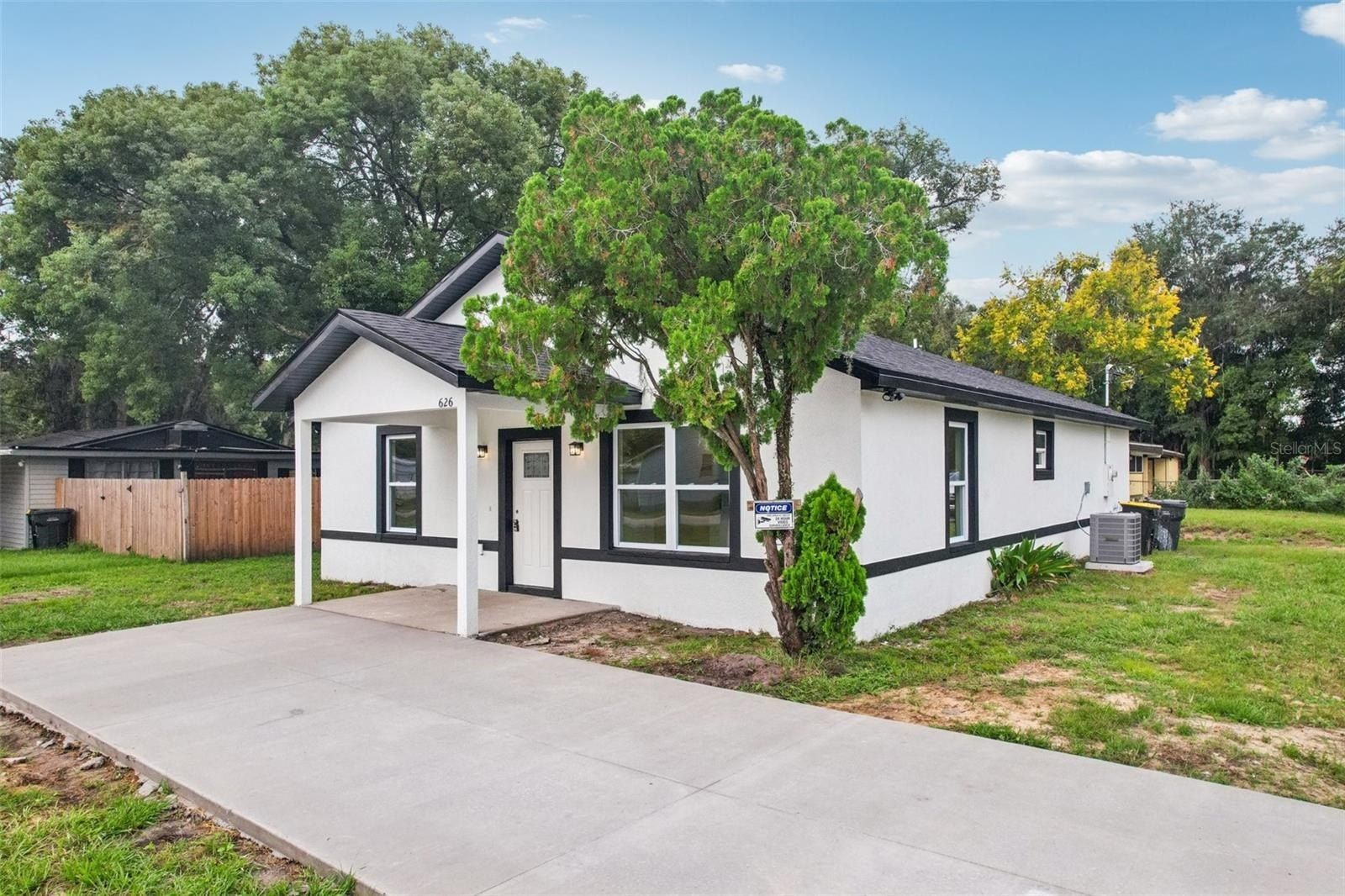 626 Woodland Avenue. Lakeland, FL 33801