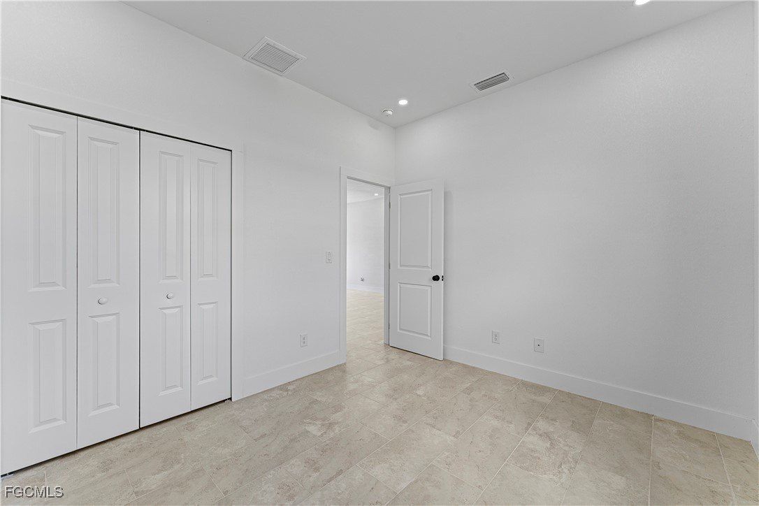 752 Cardinal Street E. Lehigh Acres, FL 33974