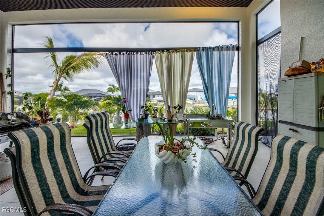 2028 Nw 32Nd Place. Cape Coral, FL 33993