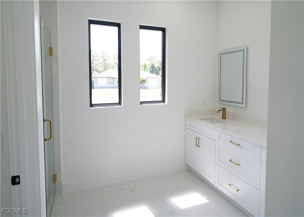 905 E 6Th Street. Lehigh Acres, FL 33972