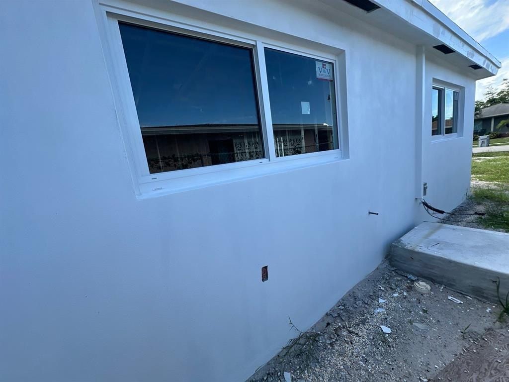 216 Ne 26Th St. Pompano Beach, FL 33064