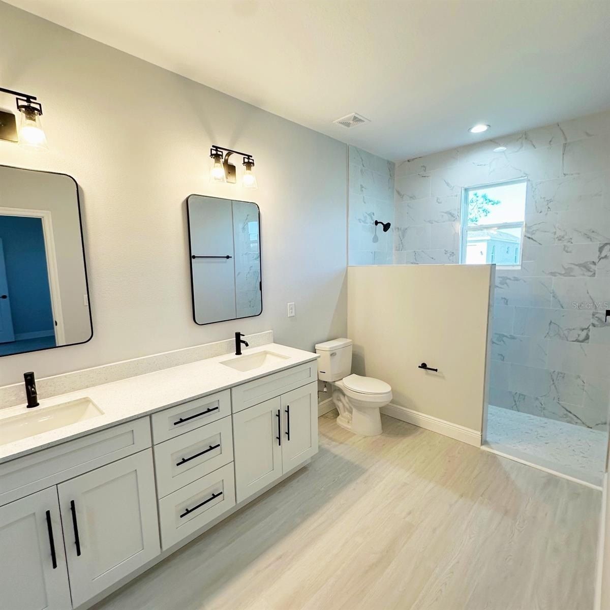 15795 Stuart Circle. Port Charlotte, FL 33981