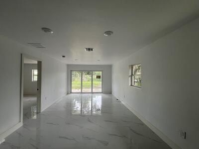 828 S B Street. Lake Worth Beach, FL 33460