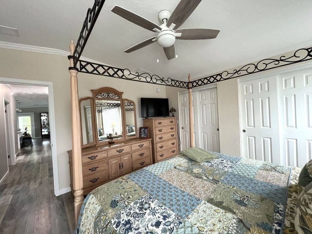 927 Panther Creek Lane. Everglades City, FL 34139