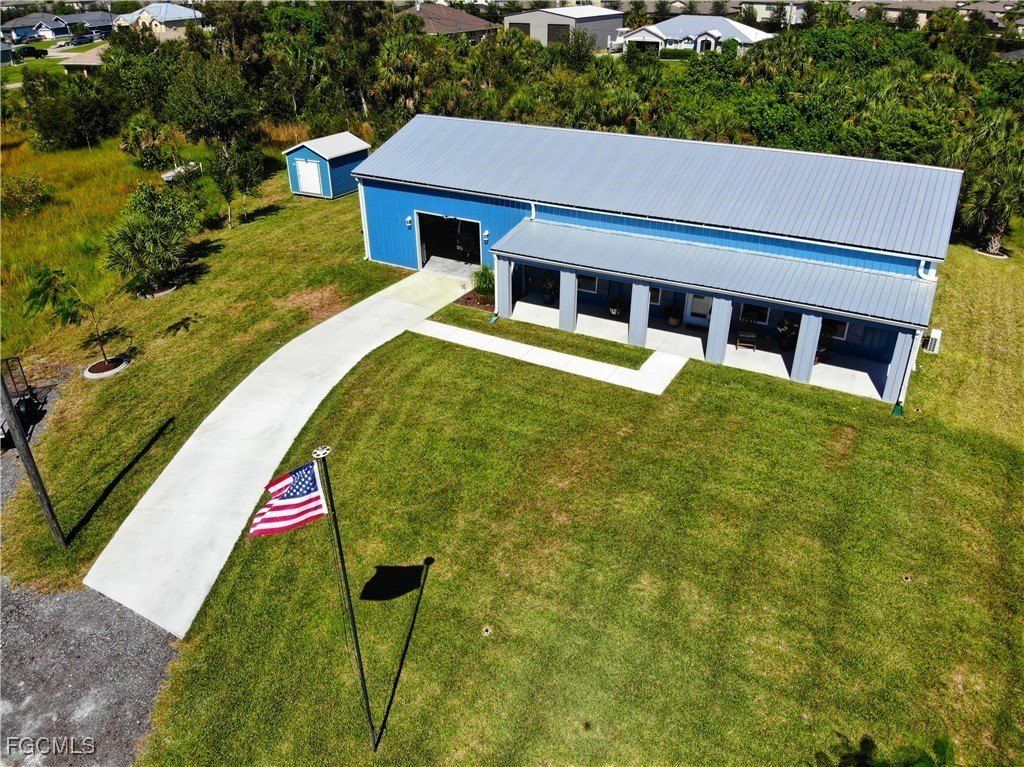 3824 Helms Court. Fort Myers, FL 33905