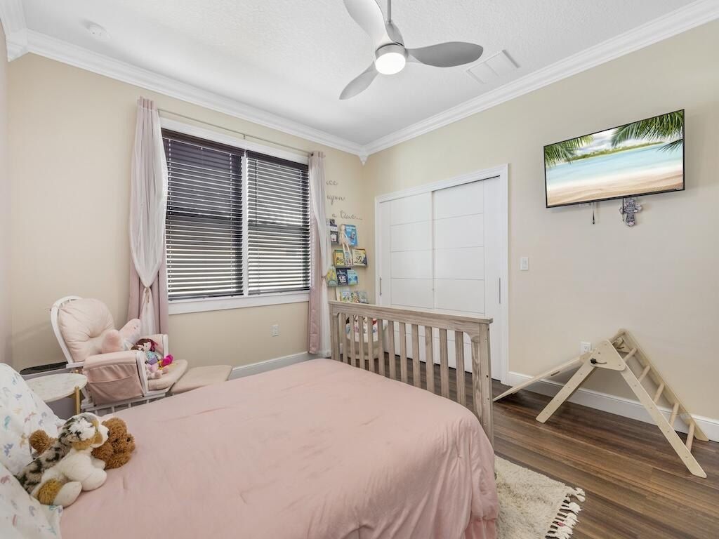 914 Sw Mccracken Avenue. Port Saint Lucie, FL 34953