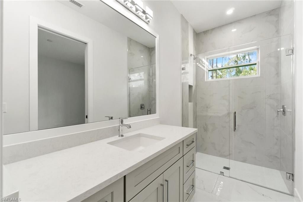 1970 17Th. Naples, FL 34117