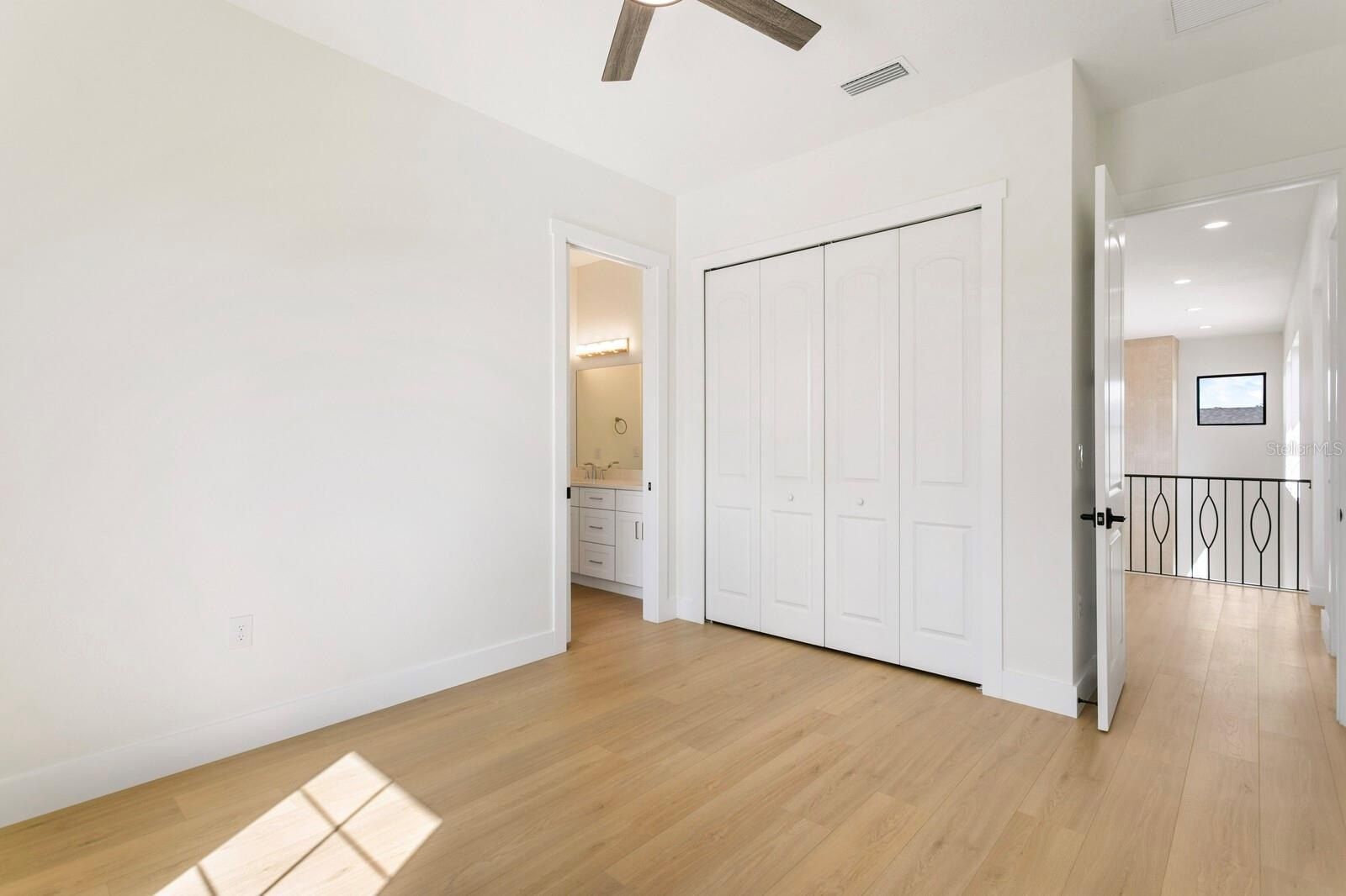 10910 Brooksnest Court. Lithia, FL 33547