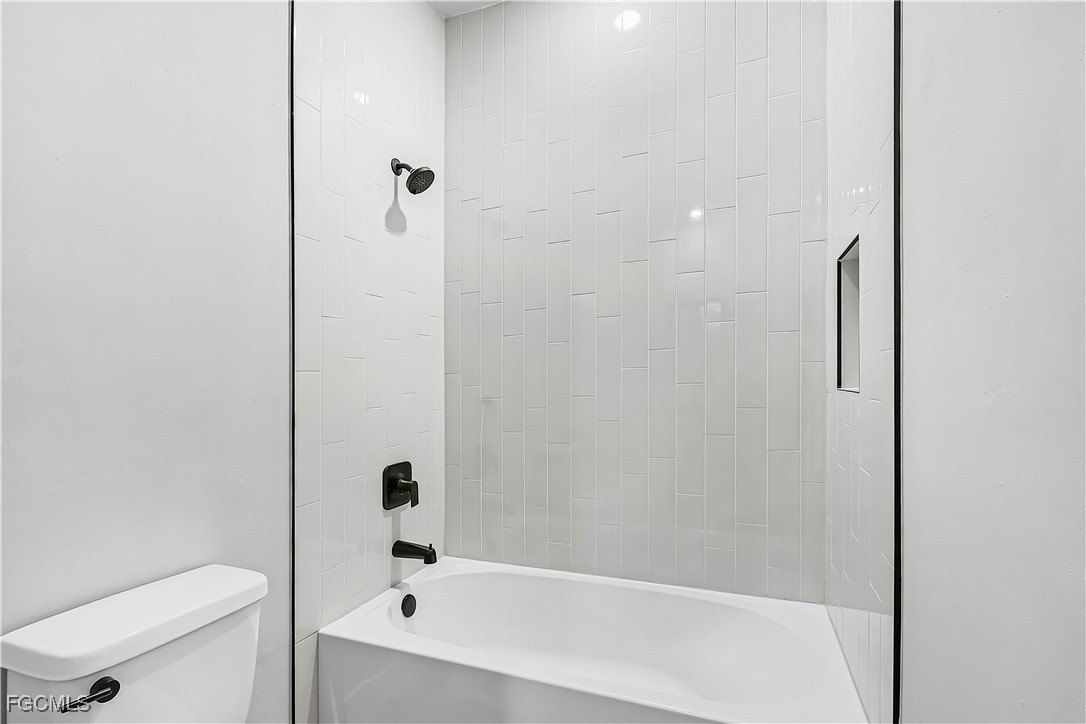 1705 Sw 13Th Street. Cape Coral, FL 33991
