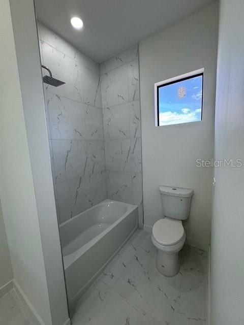 101 Nw 10Th Terrace. Cape Coral, FL 33993