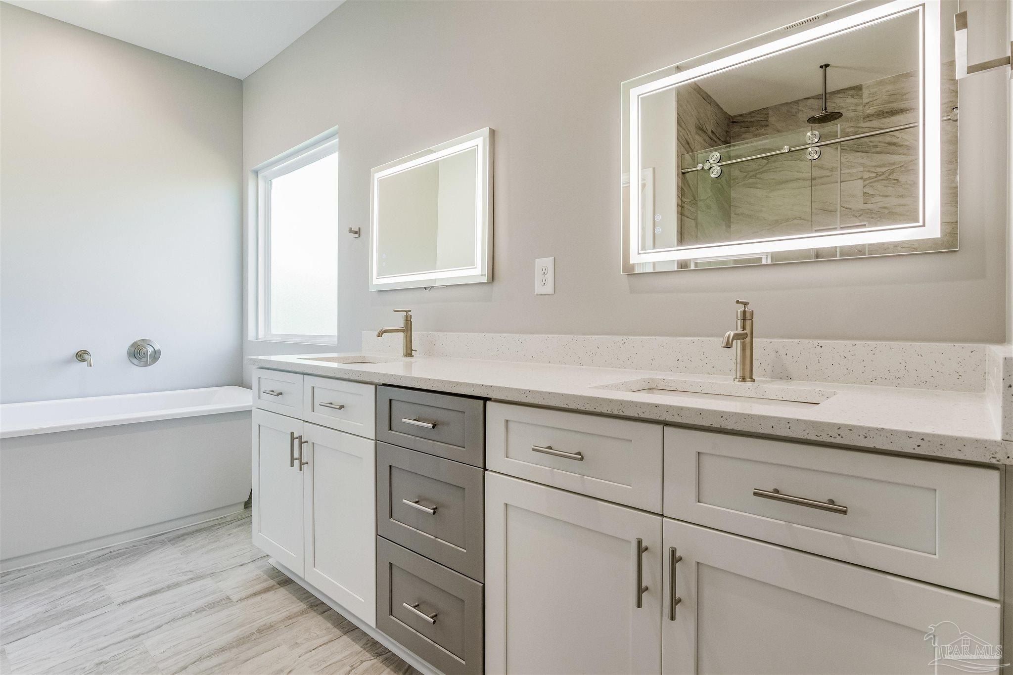 5712 Riviera Dr. Milton, FL 32583