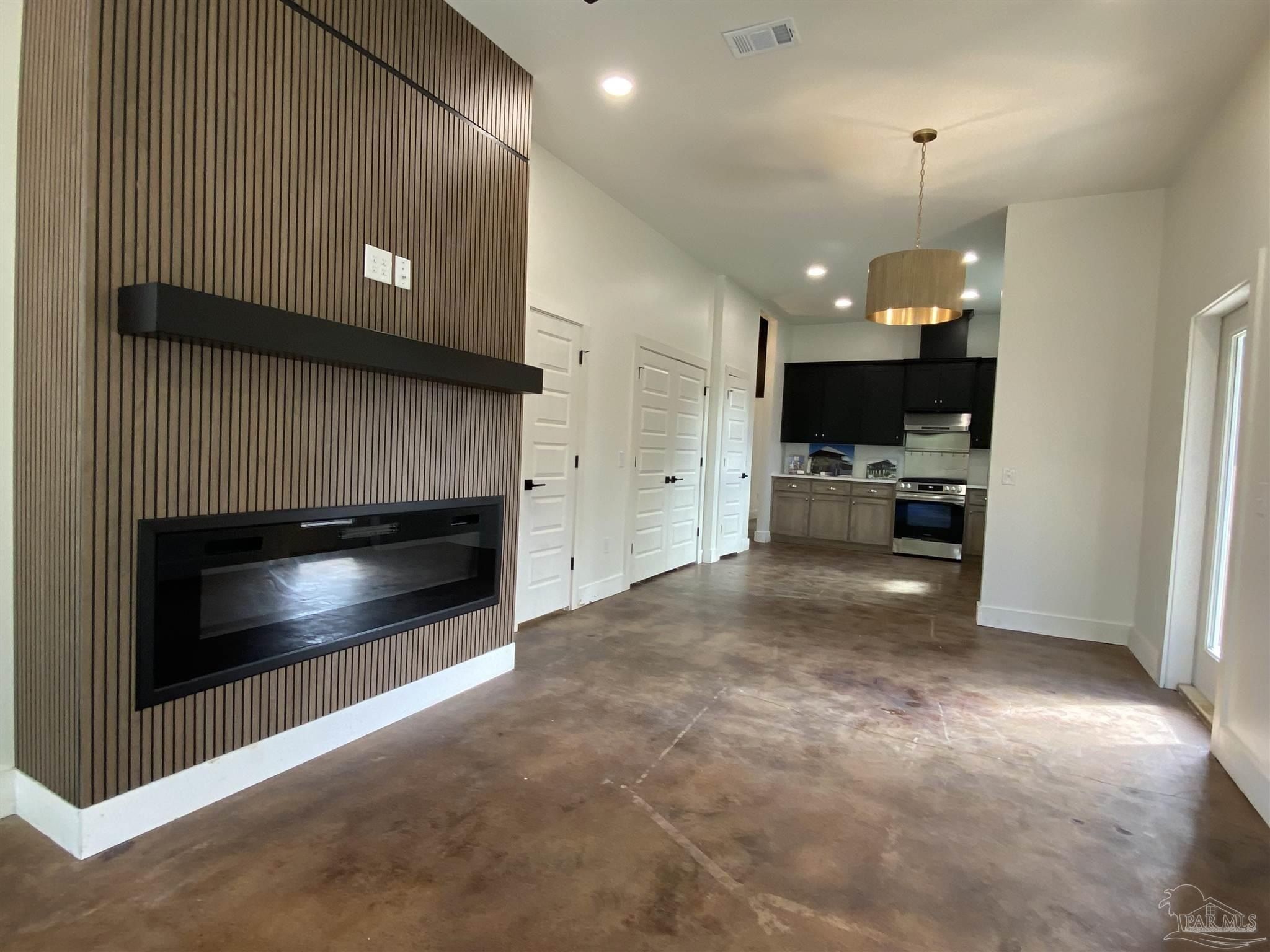 5420 Viking Rd. Pensacola, FL 32507