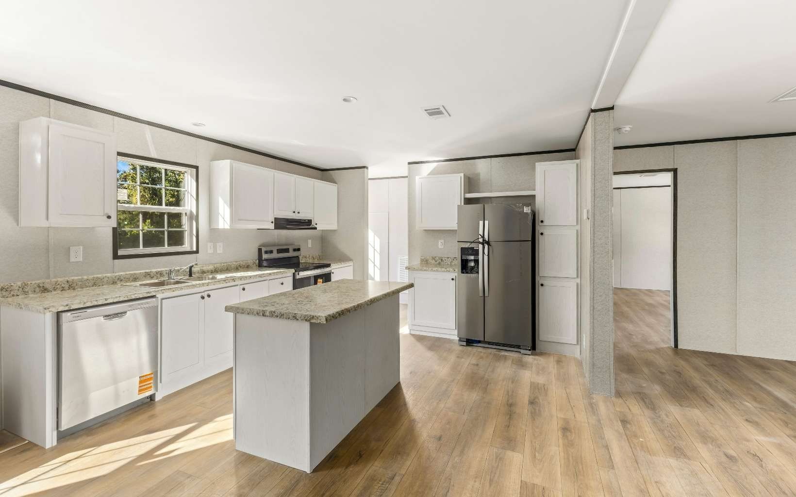 140 Nw Genell Loop. Lake City, FL 32055