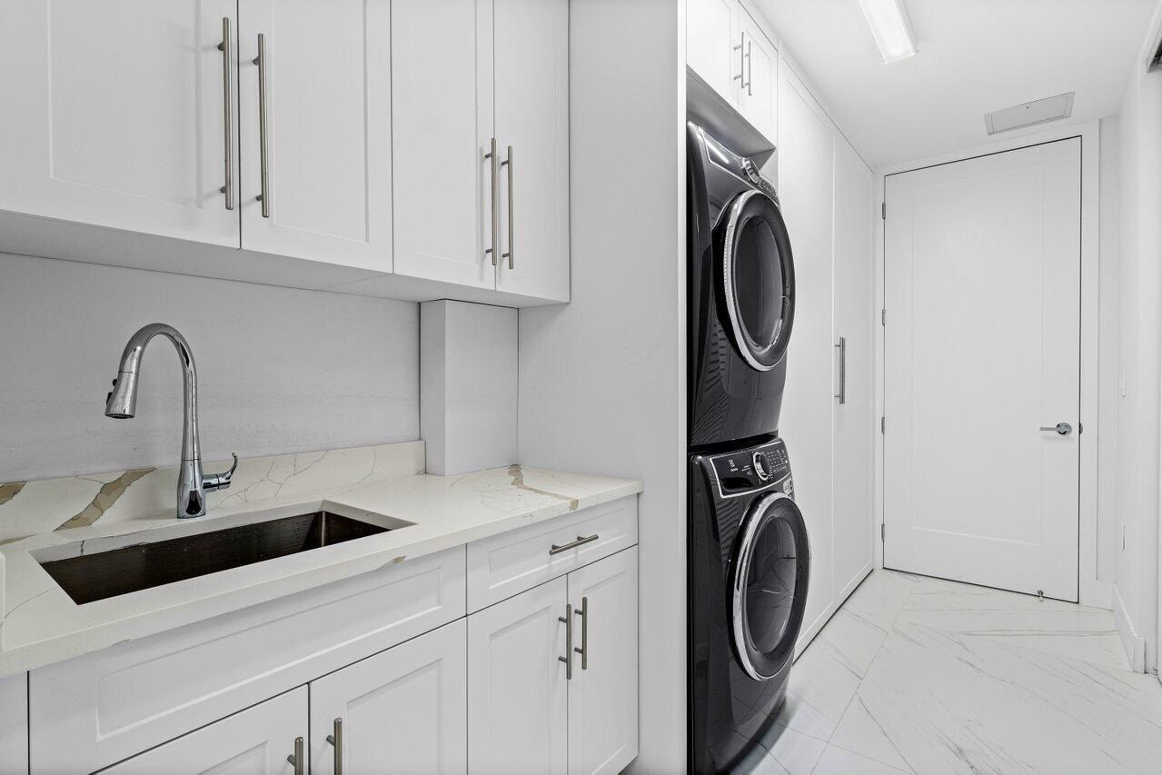 495 E Royal Palm Road. Boca Raton, FL 33432