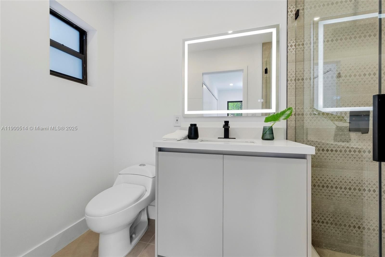 1720 Sw 12Th St. Miami, FL 33135