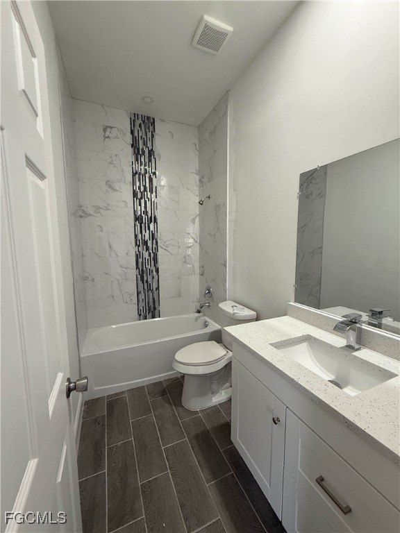 701703 Gordon Avenue S. Lehigh Acres, FL 33973