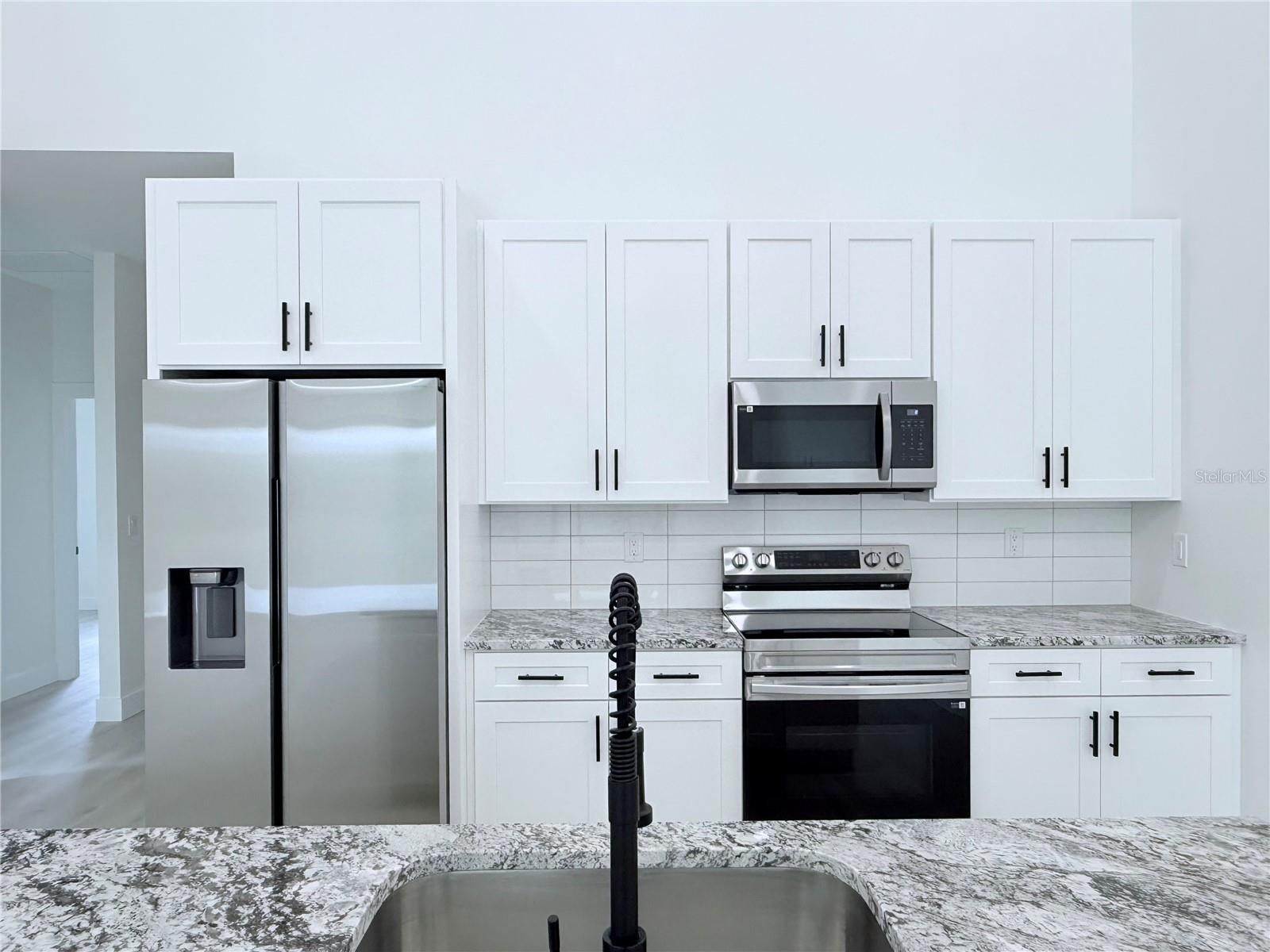 9483 Tacoma Avenue. Englewood, FL 34224