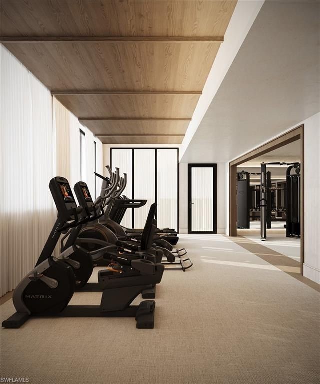 936 5Th. Naples, FL 34102