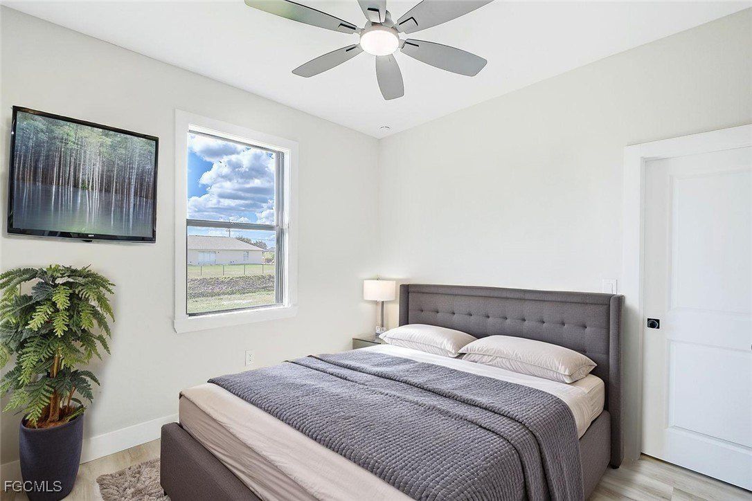 1019 Cedartree Avenue. Lehigh Acres, FL 33971