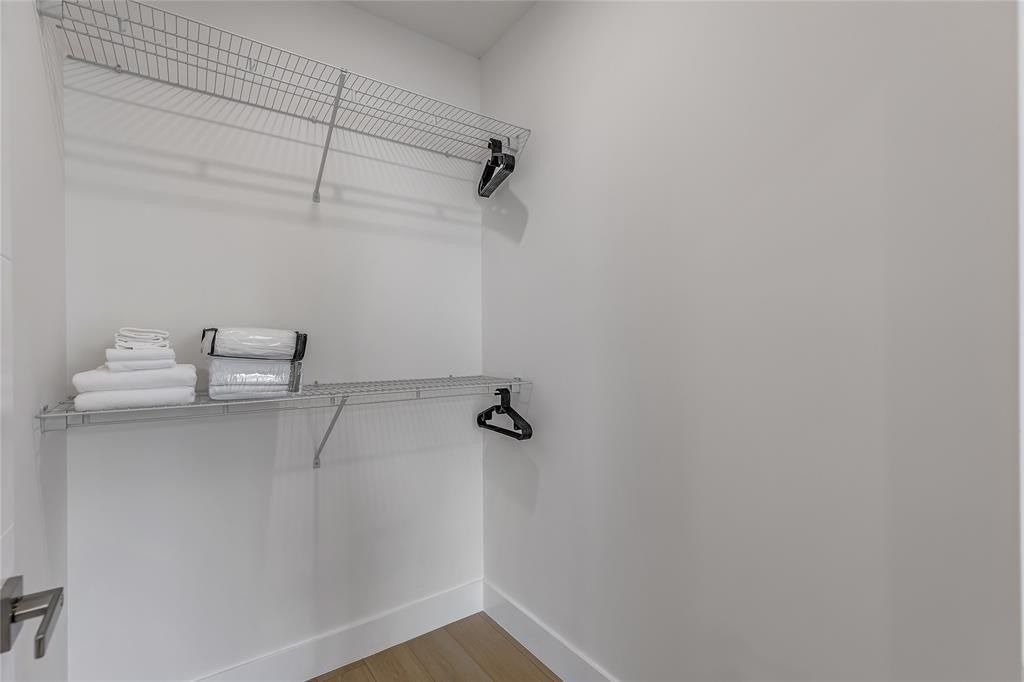 811 Sw 10Th Terrace. Fort Lauderdale, FL 33315