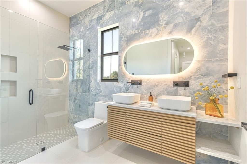 4343 10Th. Naples, FL 34120