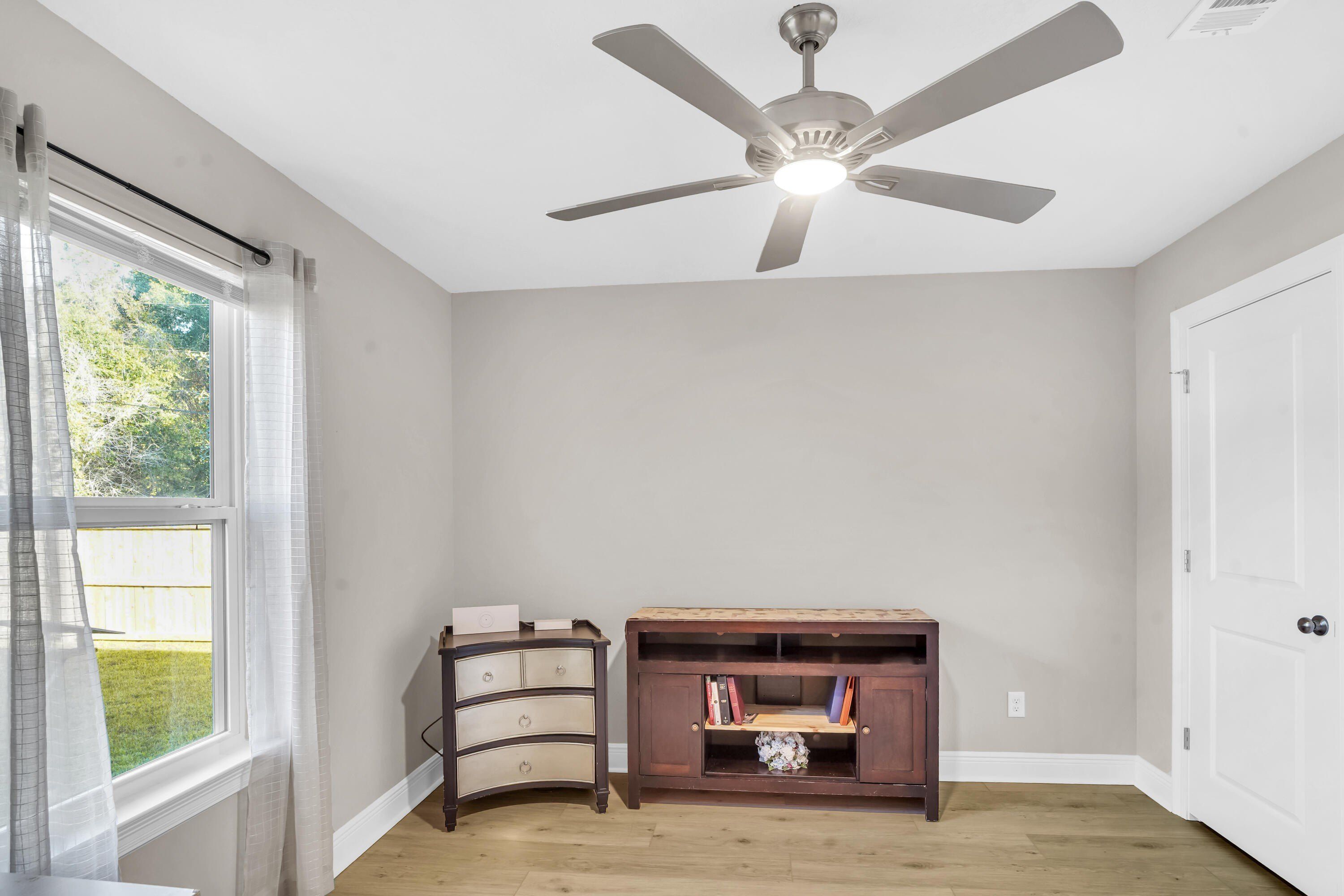 4439 Conifers Street. Milton, FL 32583