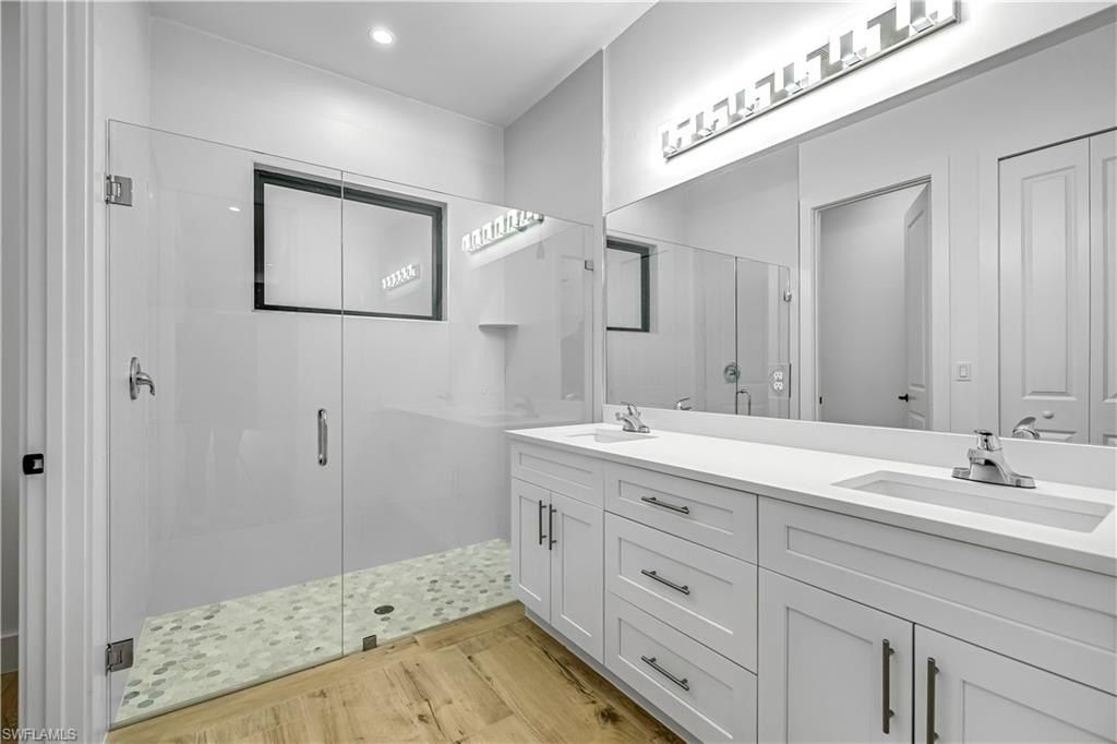 2668 39Th Ave Ne. Naples, FL 34120