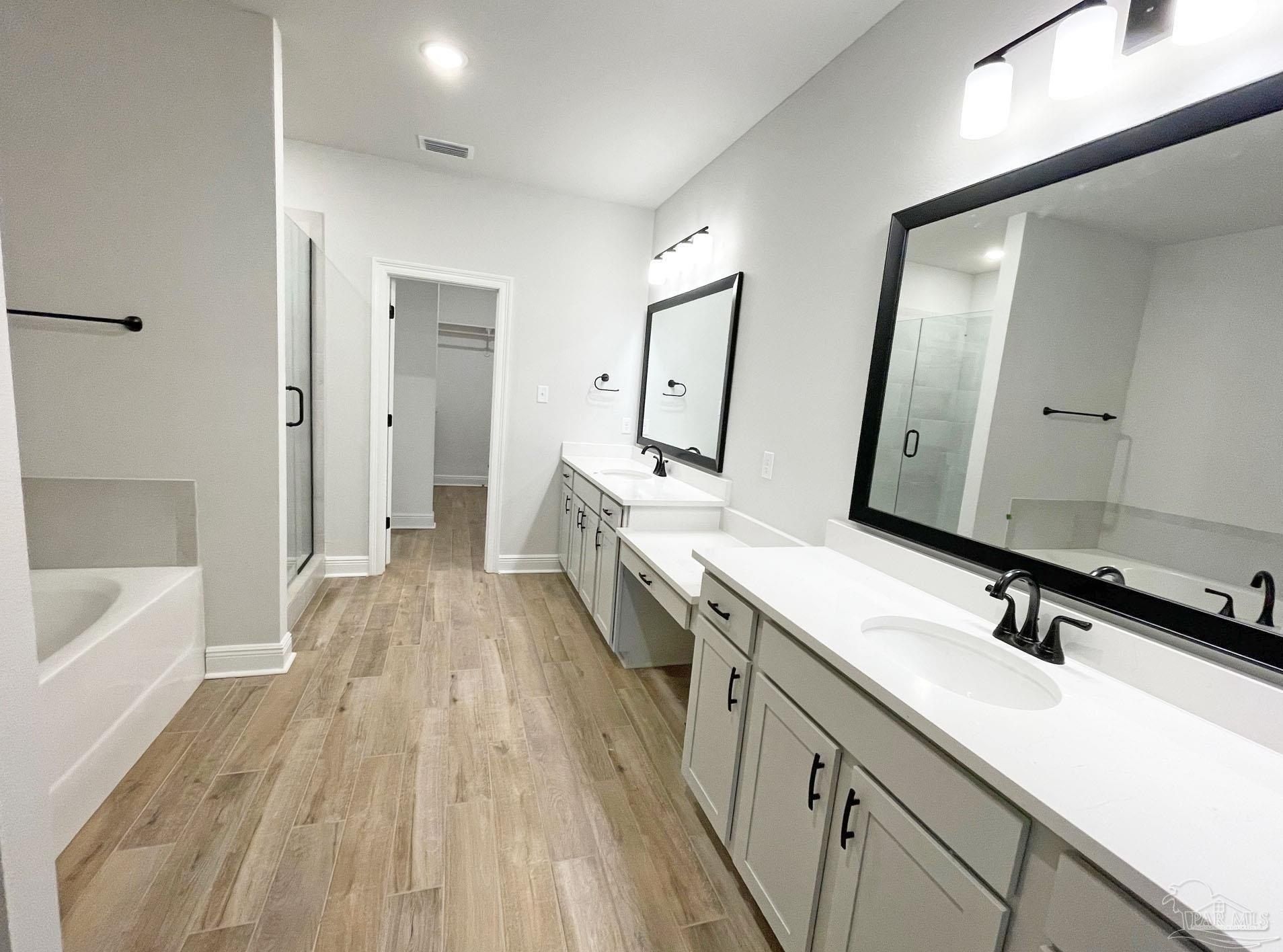 2833 Mountain Laurel Tr. Cantonment, FL 32533