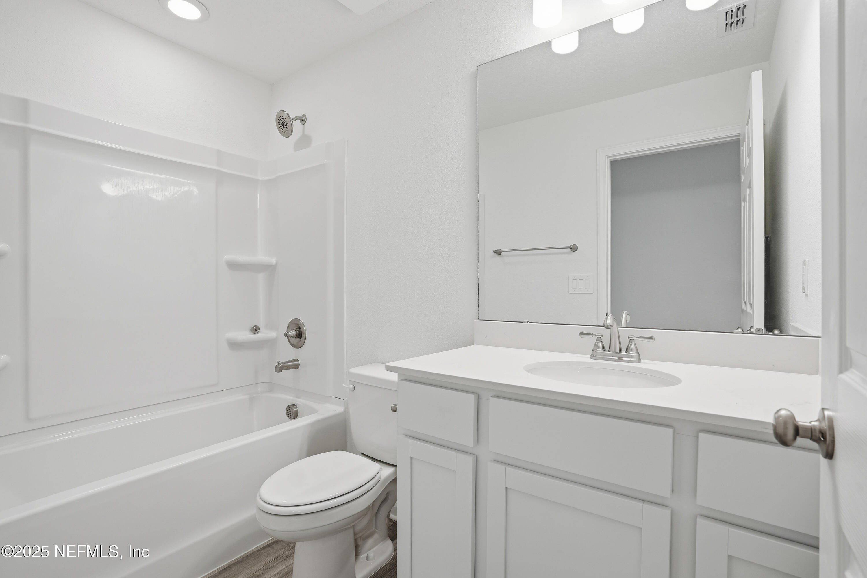 5124 Shenandoah Avenue. Jacksonville, FL 32254