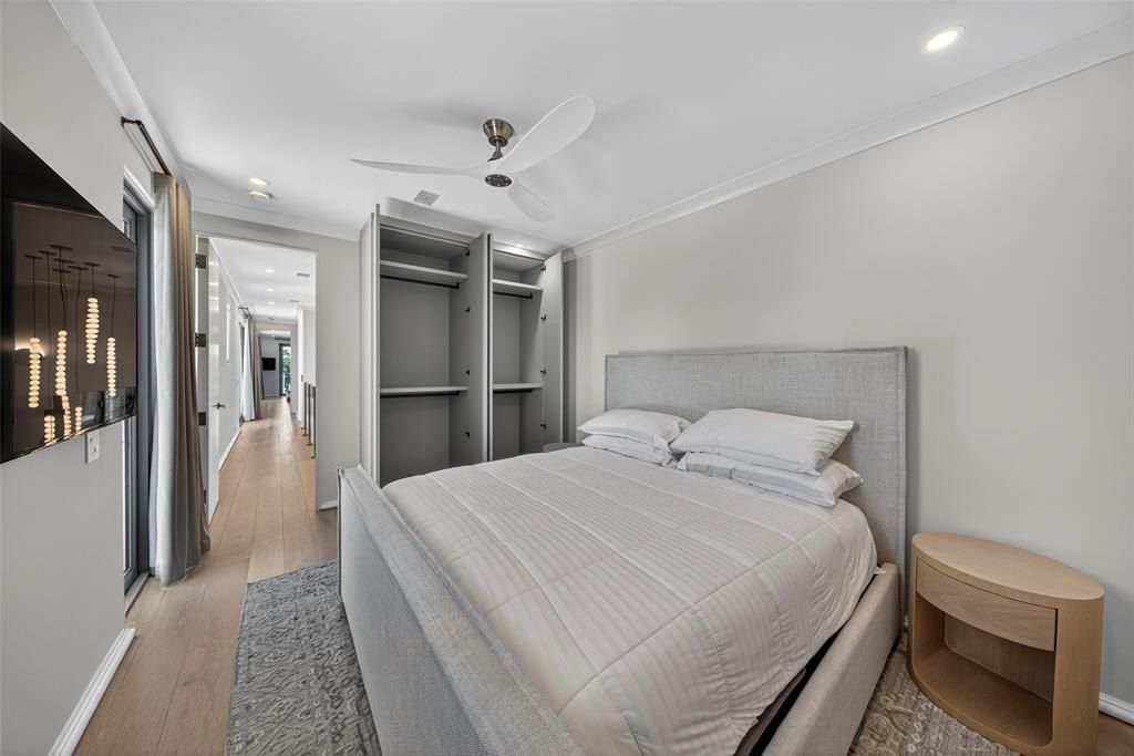 621 Sw 5 Place. Fort Lauderdale, FL 33315