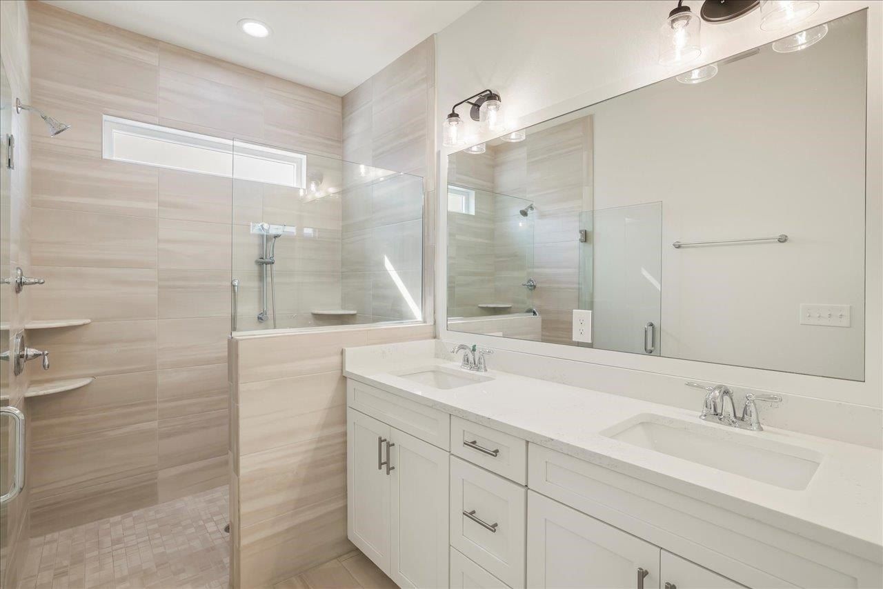 336 Bienville Place. Tallahassee, FL 32317