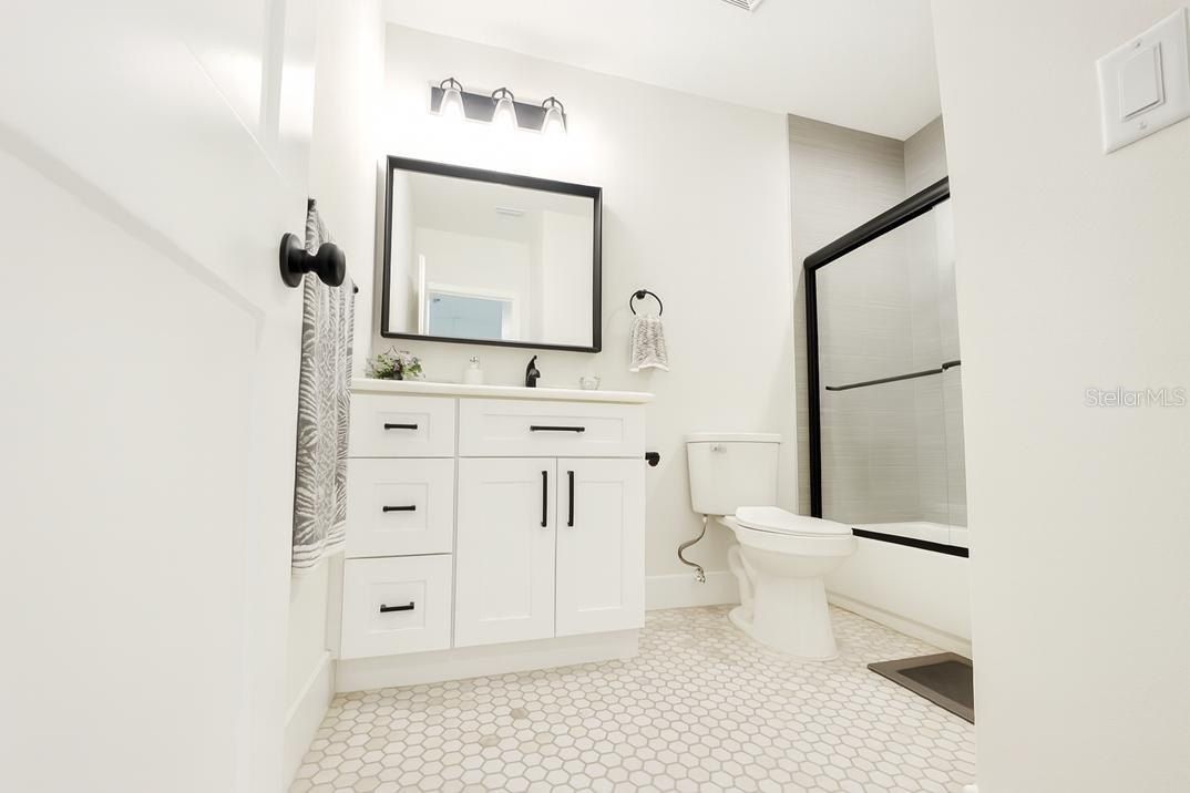 2464 Newmark Dr. Deltona, FL 32738