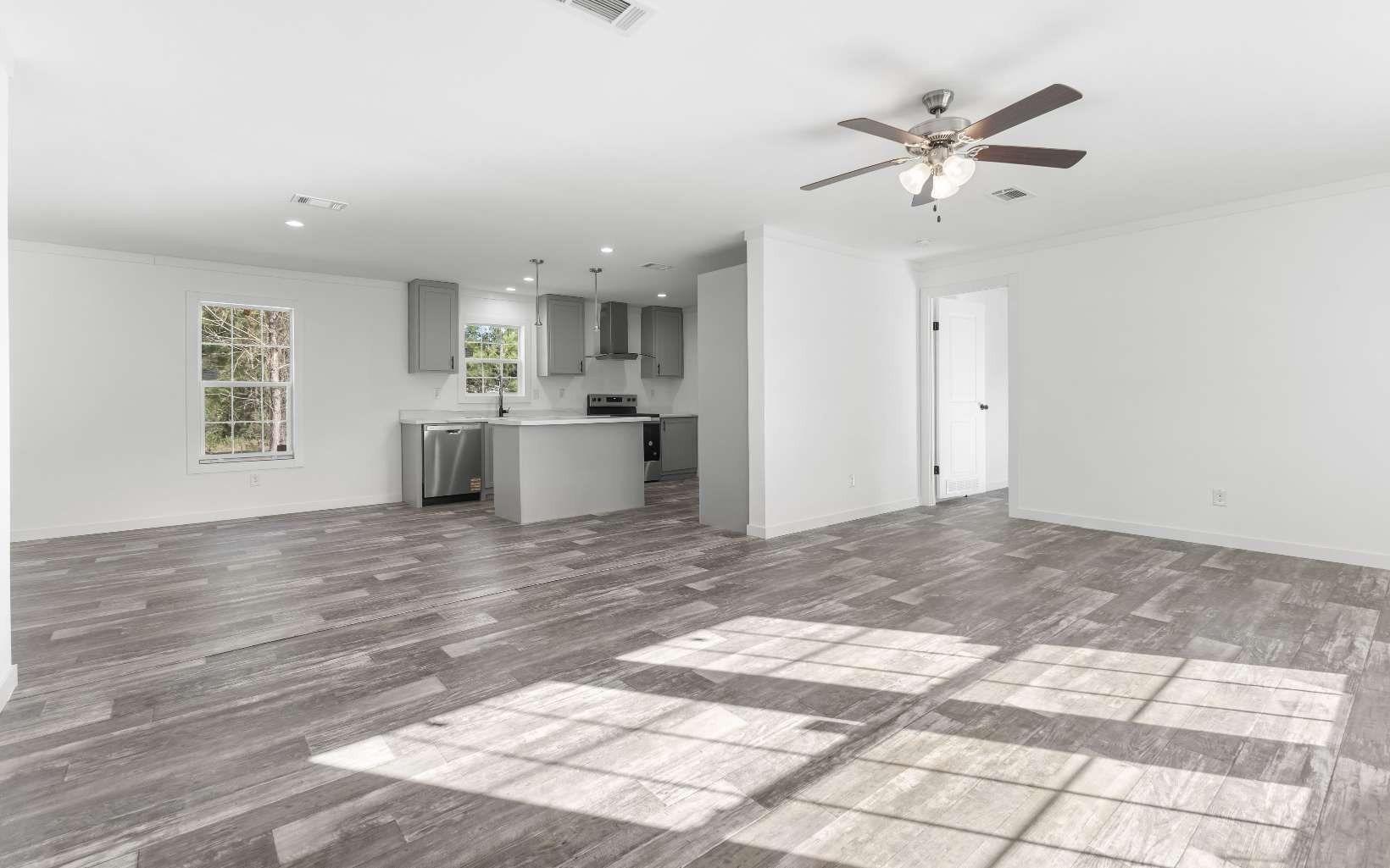 471 Nw Ivy Gln. Lake City, FL 32055