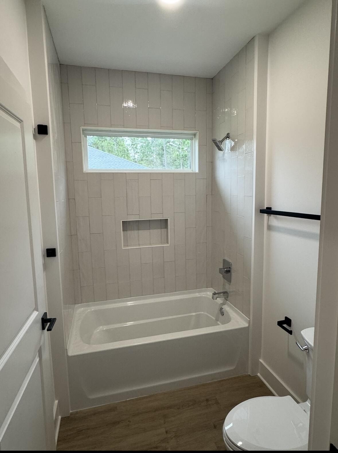 6647 Desoto Street. Navarre, FL 32566