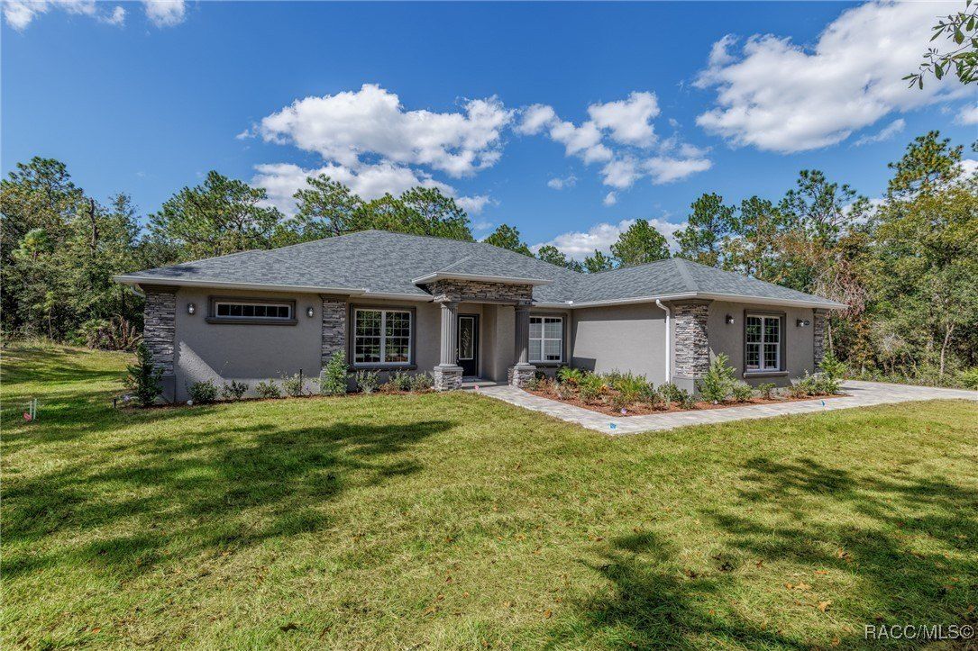 5924 N Rosebark Way. Beverly Hills, FL 34465