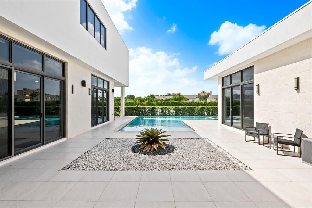 16768 Natures Way. Weston, FL 33326