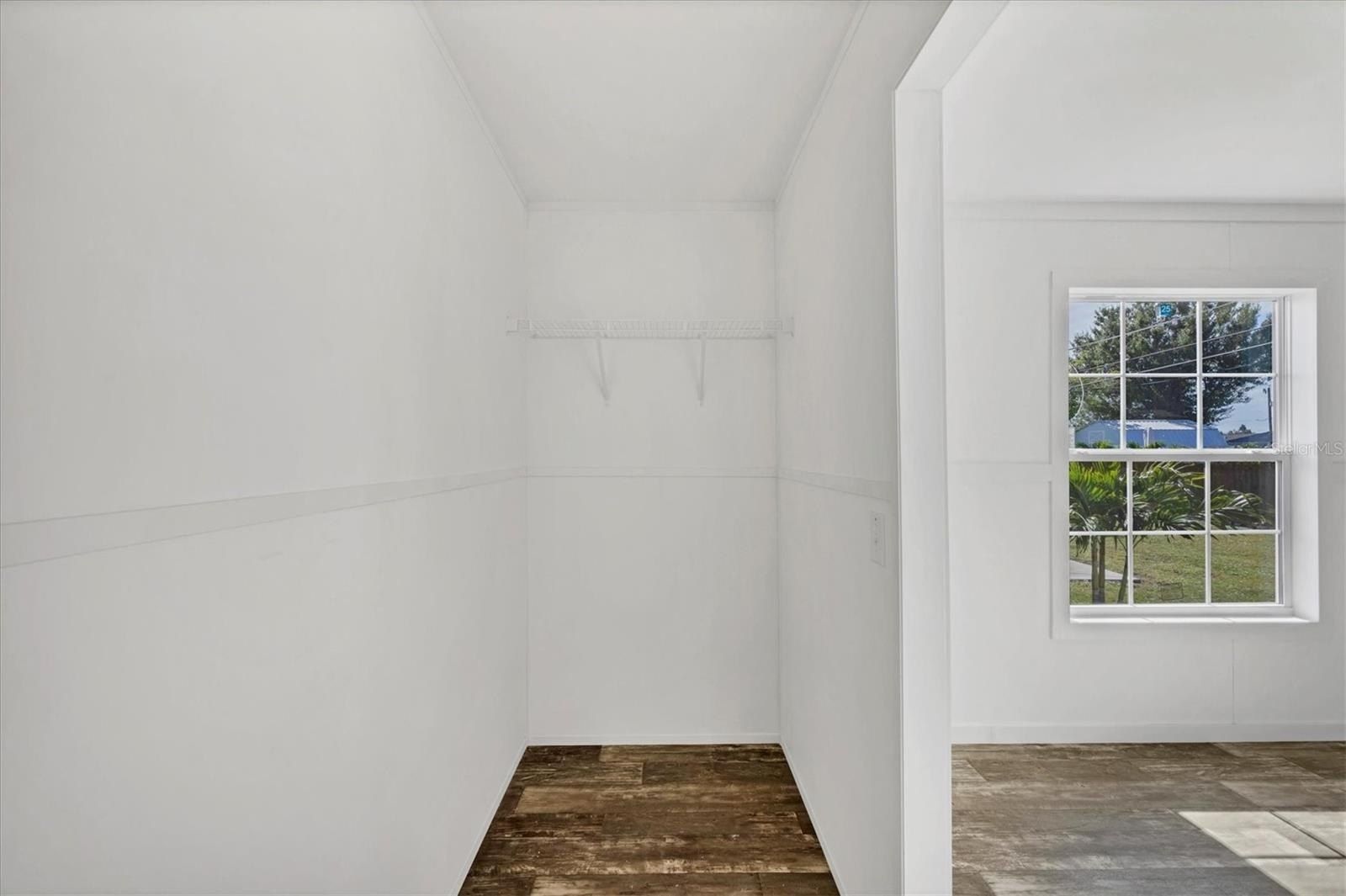 1386 Ibis Drive. Englewood, FL 34224