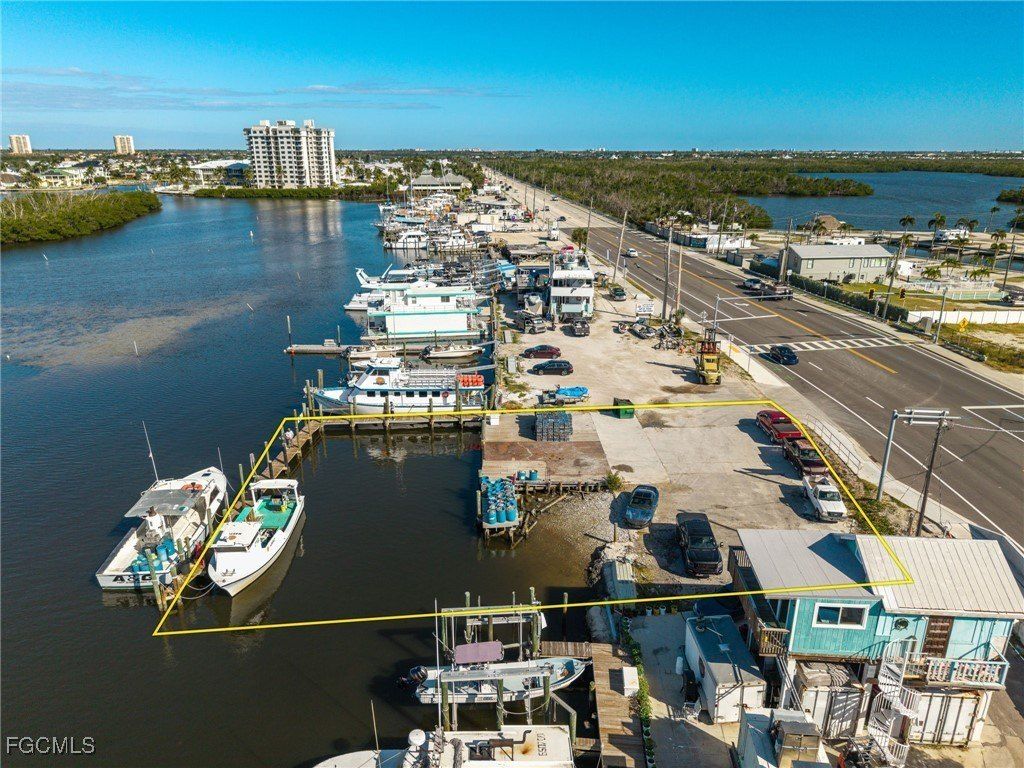 18850 San Carlos Boulevard. Fort Myers Beach, FL 33931