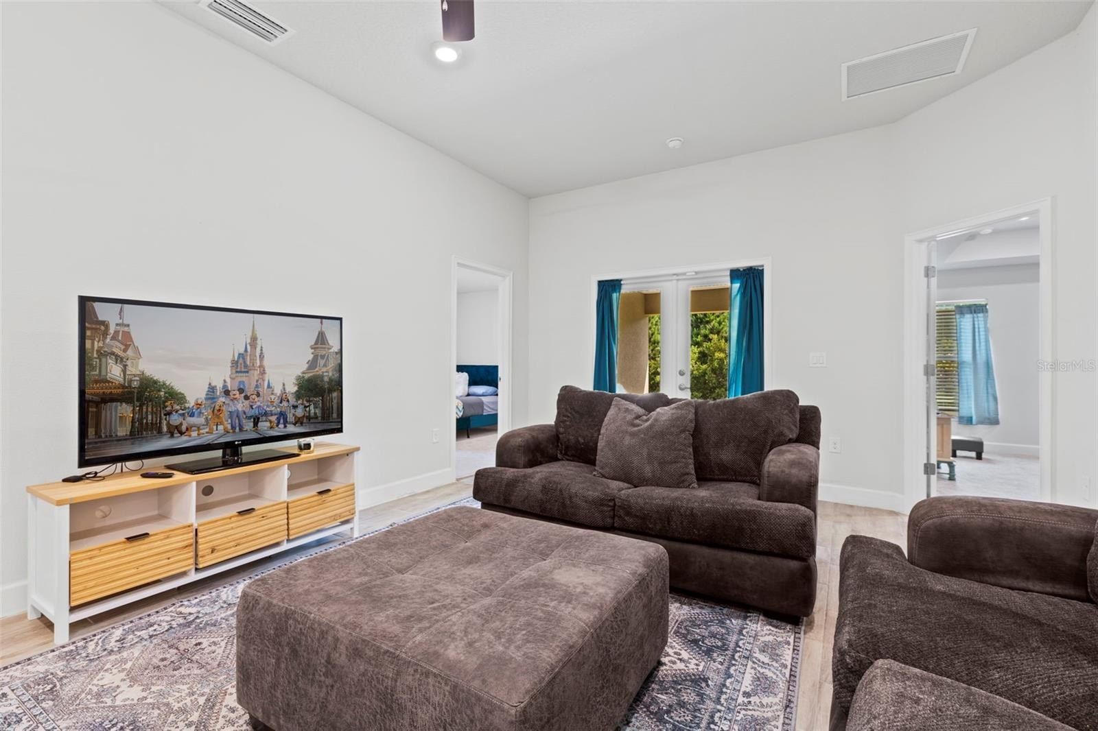 4370 Sagefield Drive. Harmony, FL 34773