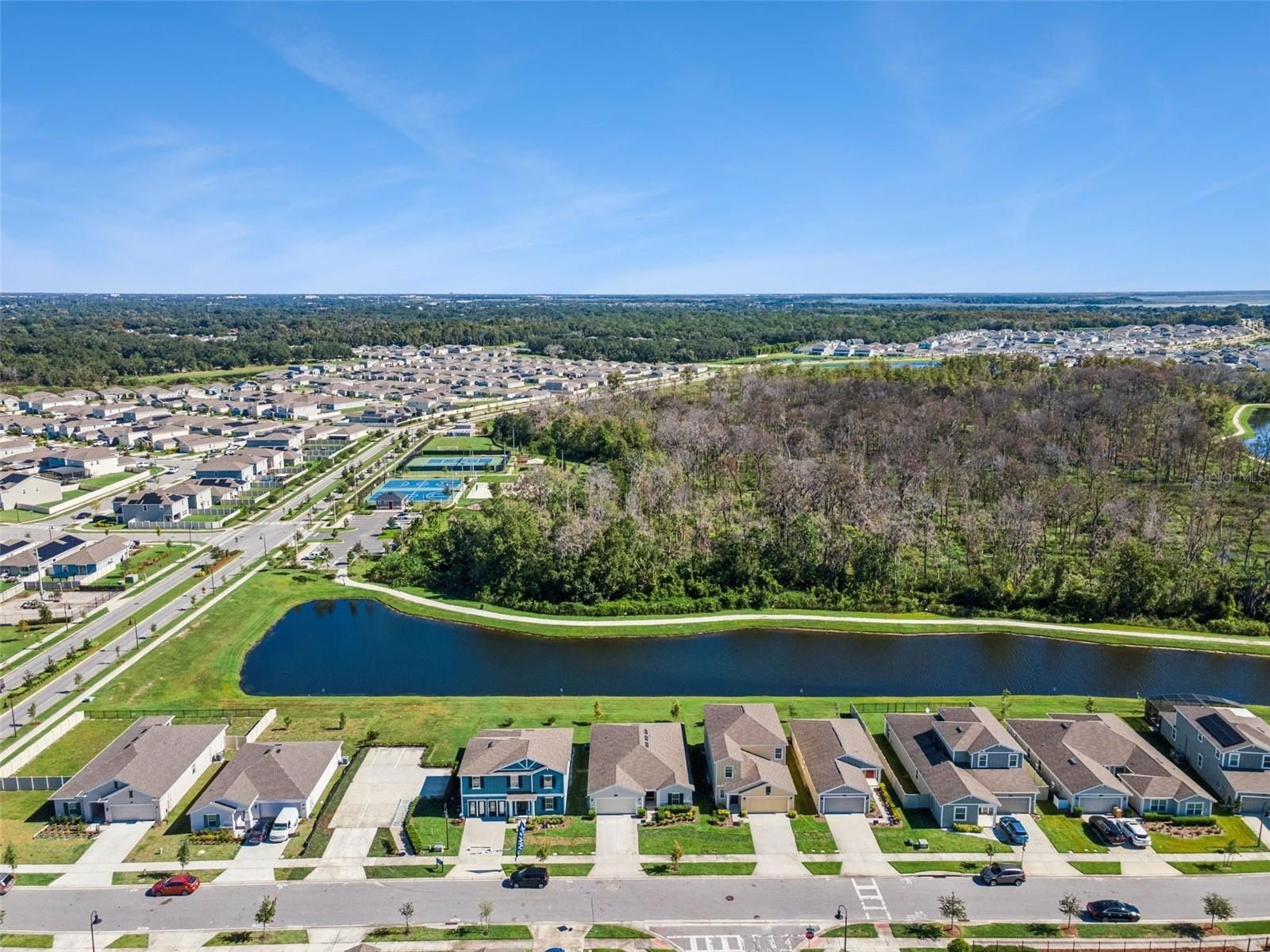 2015 Myrtle Pine Street. Kissimmee, FL 34746