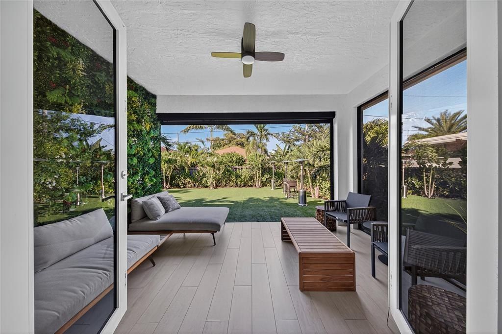 21 Ne 25Th St. Wilton Manors, FL 33305