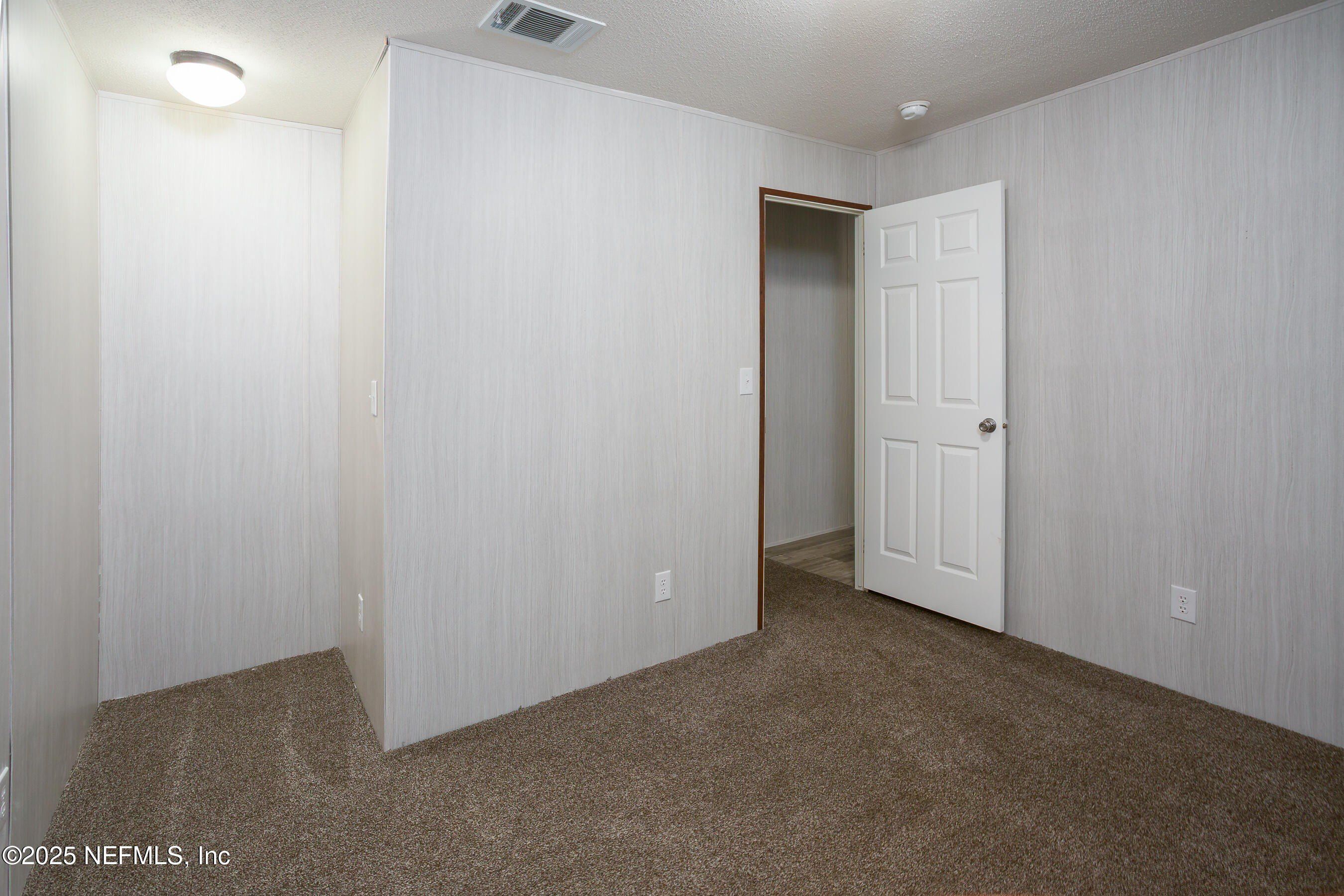 1001 Shell Street. Welaka, FL 32193