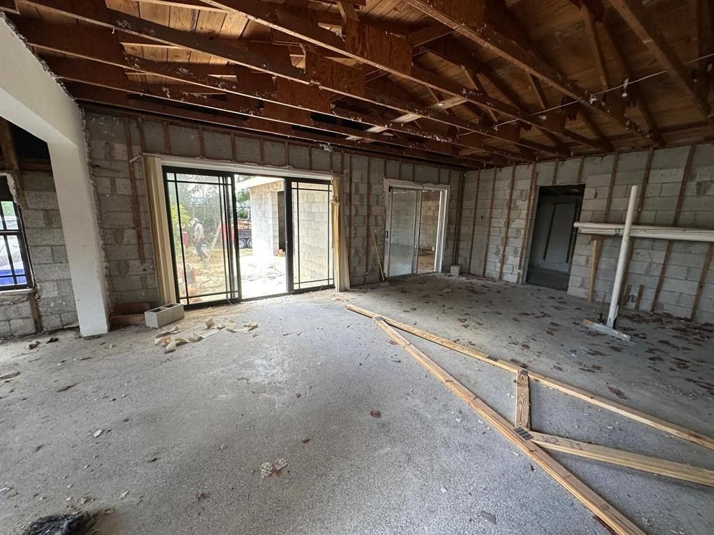 3234 Taft St. Hollywood, FL 33021