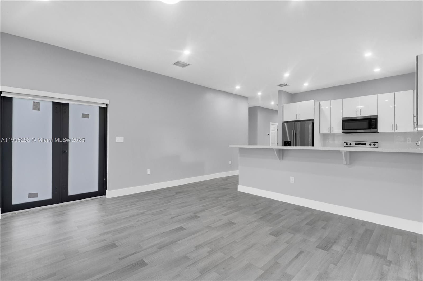 23070 Sw 123 Ct. Miami, FL 33170