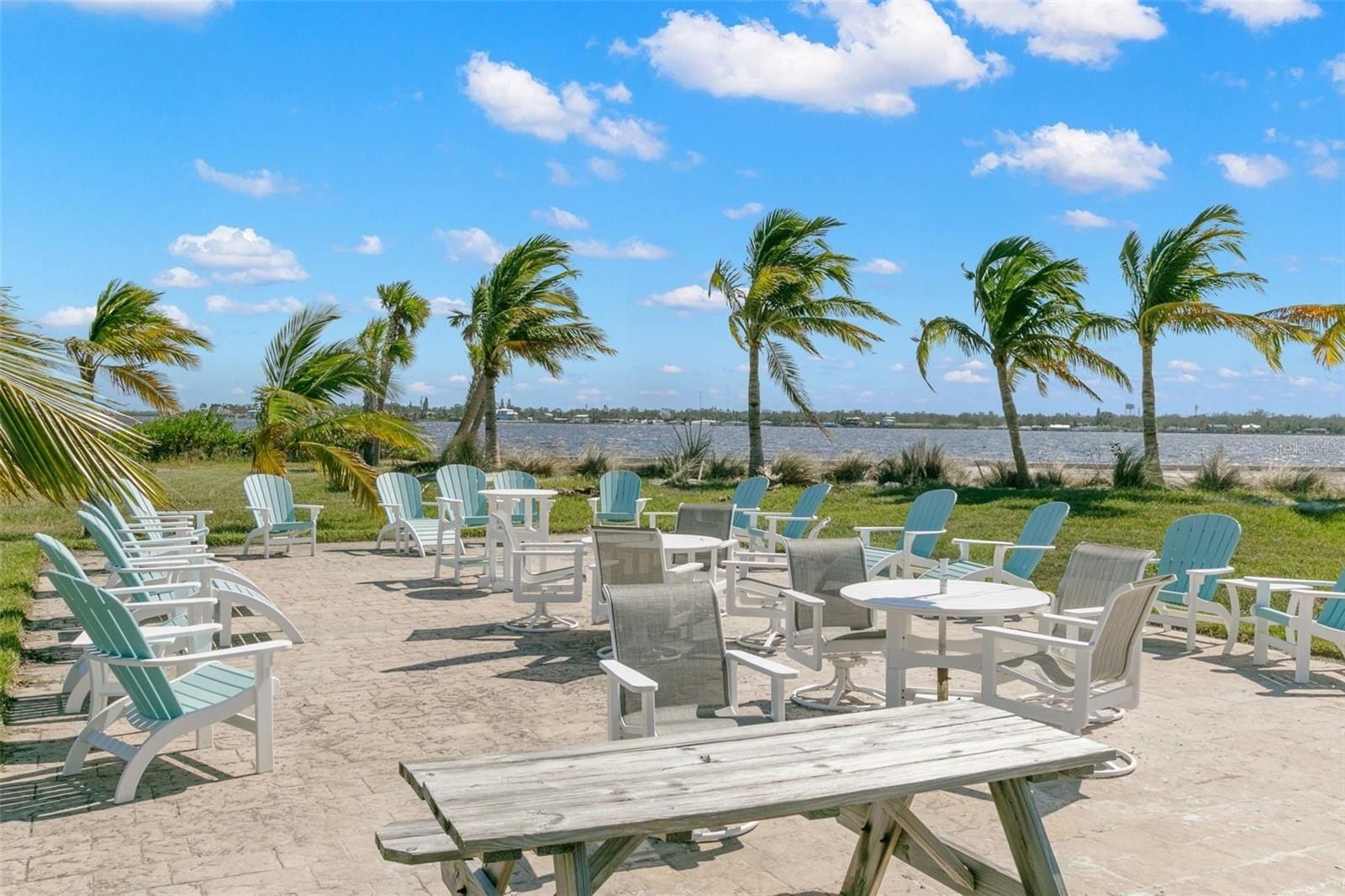 1810 4Th Street E. Palmetto, FL 34221