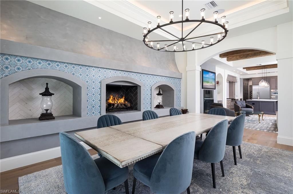 50 Mahogany. Naples, FL 34108